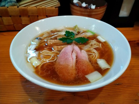 鴨だし醤油ラーメン