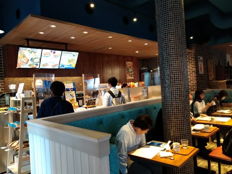 NEW YORKER'S Cafe  店内