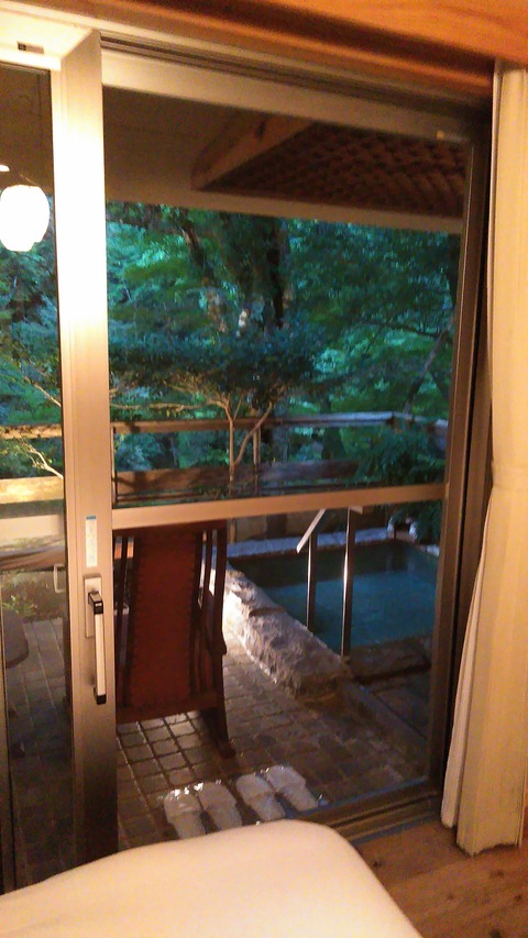 あせび野