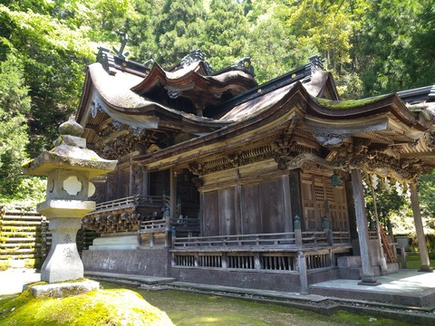 岡太神社・大瀧神社 拝殿・本殿