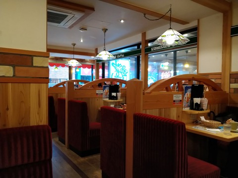 コメダ珈琲 店内