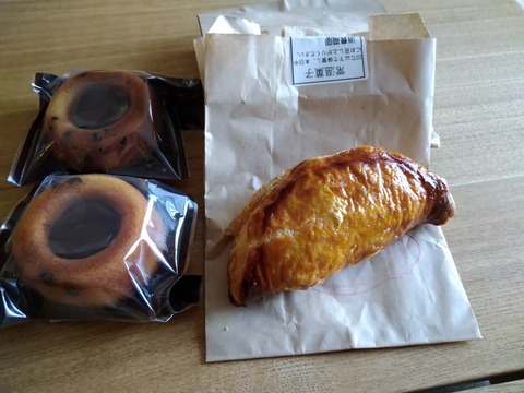 アップルパイとチョコの焼き菓子