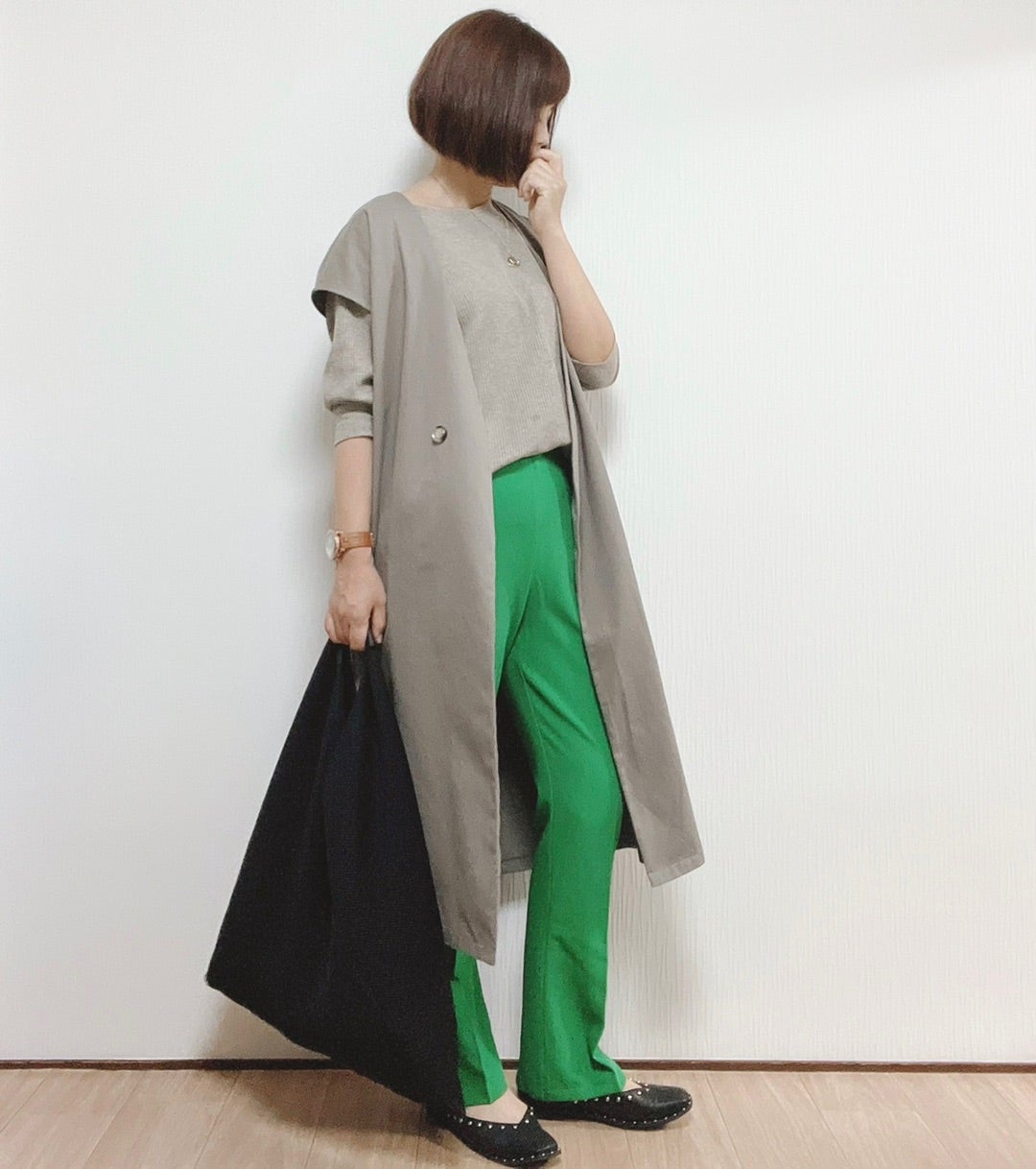 シックレースラッフルコート+トップス+パンツ