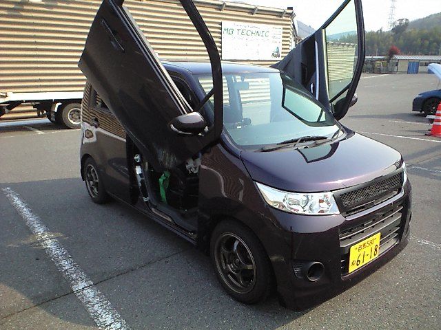 ガルドア ワゴンｒでサーキット ケイズ ボディーブログ Ksbodyeffectのブログ