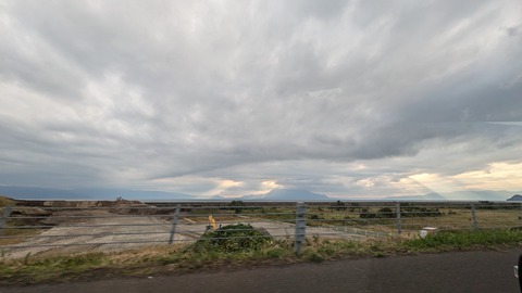 PXL_20241117_063205118