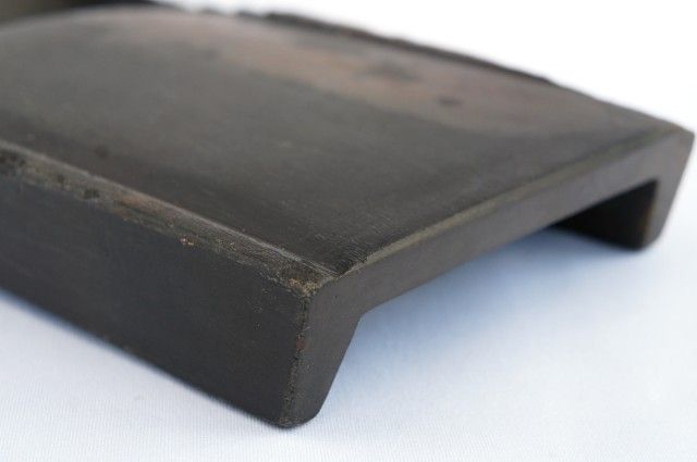 風字硯 須恵器 風字硯 「青斑石硯」 – 鶴田 純久の章 お話