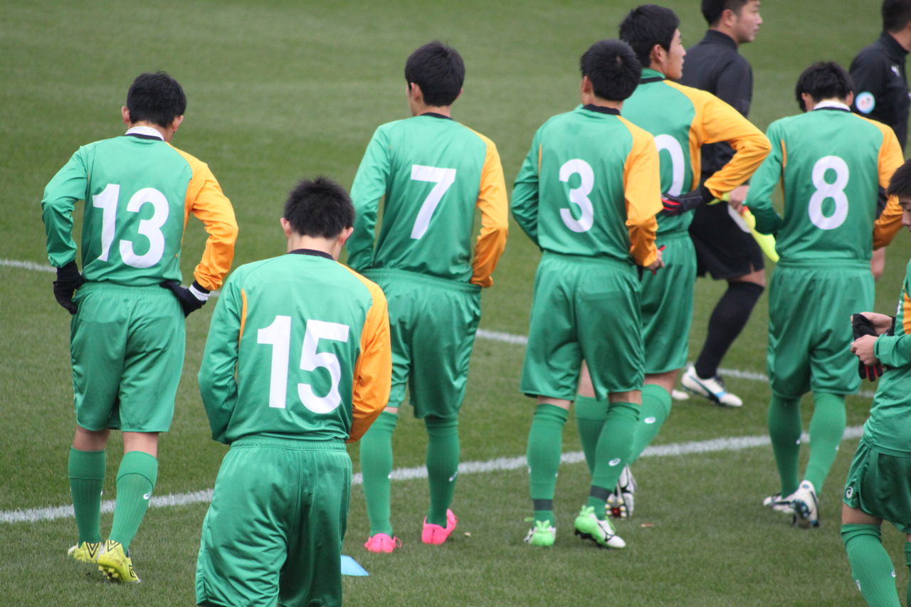 16 1 21 新人戦準々決勝 神村学園 白 7 0加治木工業 緑 鹿児島サッカーの栞 16 1 21 新人戦準々決勝 神村学園 白 7 0加治木工業 緑 鹿児島サッカーの栞