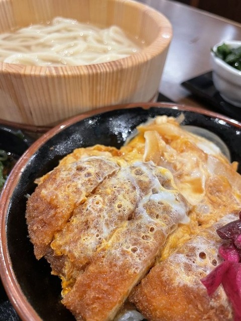 4Of7KxbTTHGJQhvaAwqguQ