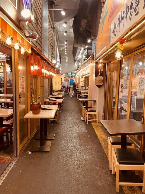 rmdUeuyRRTavIBIHFM1u8w