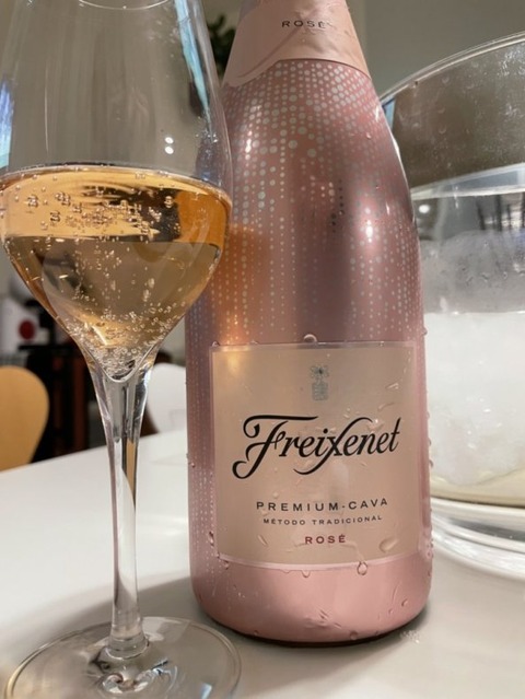 DKV7vRKcSj2XZY9Gzf0QzQ