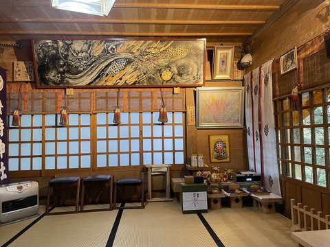 -iI6PDX_SBm2d4l7D8j6wA