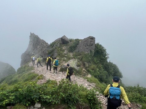 LINE_ALBUM_84 日光白根山登山_260804_21