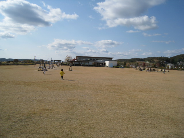 岡山空港の公園 井上屋