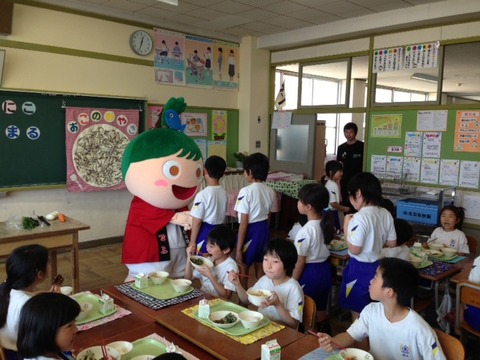 07　ととまる給食　東五位03