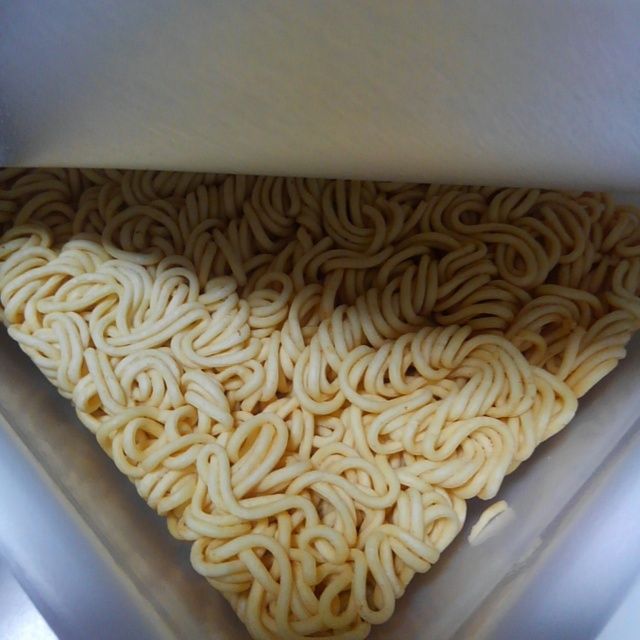 ペヤング まるか食品 スカルプdやきそば 世界一インスタントヌードル 仮 ペヤング まるか食品 スカルプdやきそば 世界一インスタントヌードル 仮