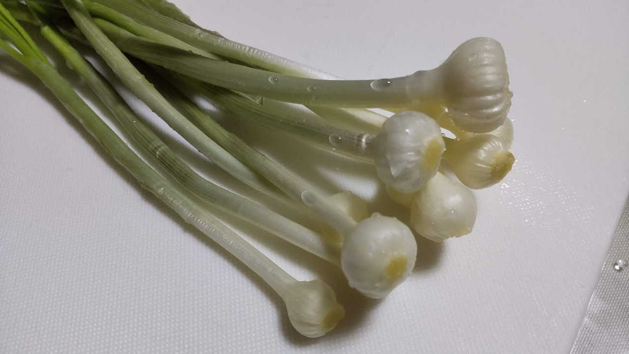 飲食経験40年のblog : 旬の食材 【4月】レシピ(9) 野蒜(のびる)