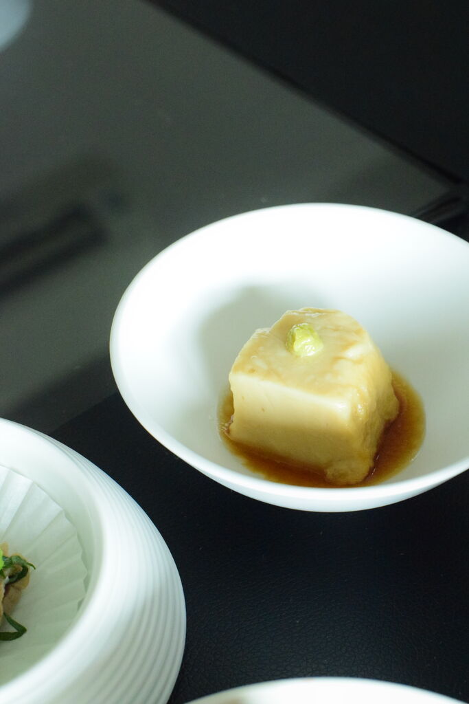 ゴマ豆腐の食べ方 メグの湾岸日記