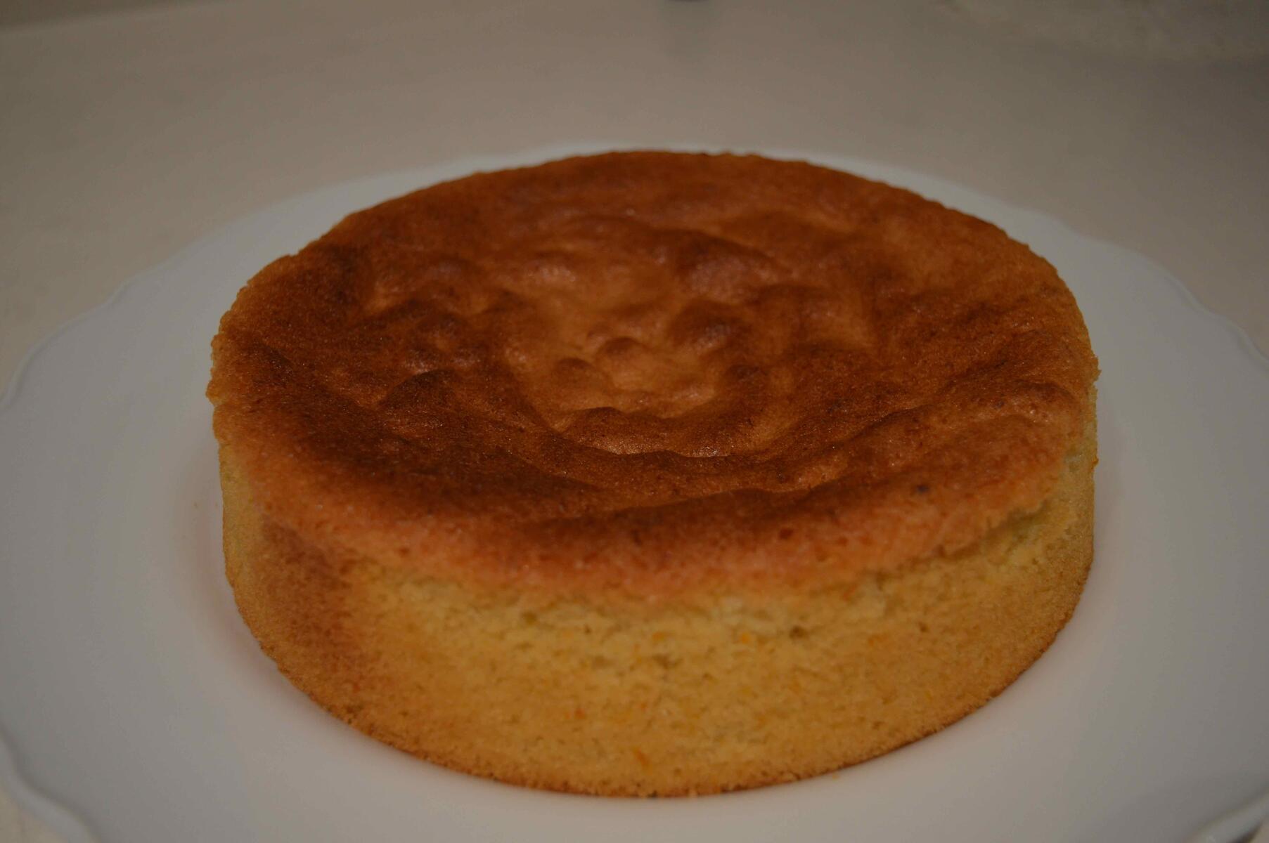 軽めのアーモンドのケーキ 花宴の台所便り