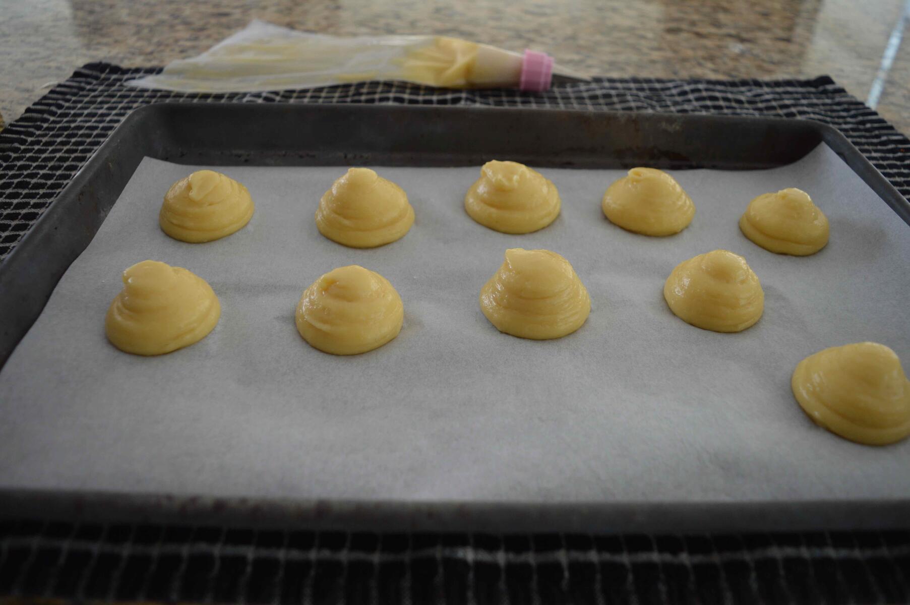 白鳥のシュークリーム スワン 花宴の台所便り