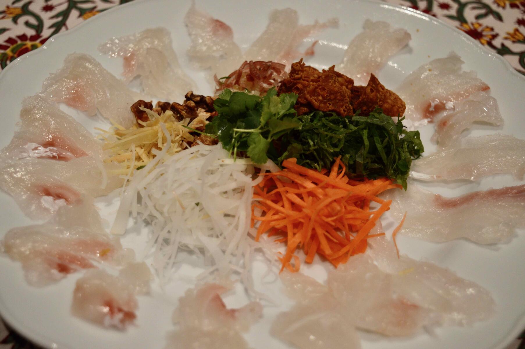 旧正月のお料理 1 中華風お刺身 Yusheng 花宴の台所便り 旧正月のお料理 1 中華風お刺身 Yusheng 花宴の台所便り