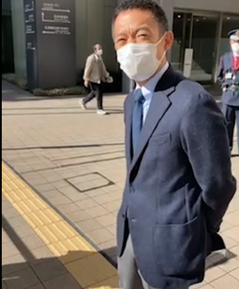 20220113_長谷部健渋谷区長_渋谷区役所前_校民防衛隊撮影_04