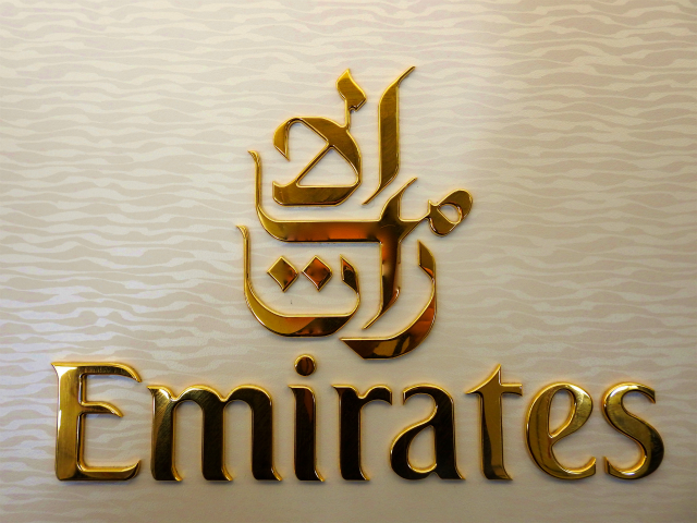 エミレーツ航空ビジネスクラス 機内アメニティーはブルガリですか 世界の街散歩 J Aimerais Voyager A L Etranger