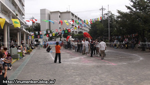 n_p_87(東花畑・幼稚園の運動会_父兄参加(足立区・南花畑)