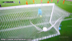 tv_15(「日本VSコートジボワール」本田ゴールがネットを揺らす