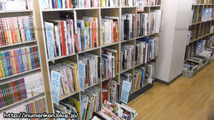 n_s_396(散歩_古本市場・店内(足立区・保木間)