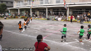 n_p_90(東花畑・幼稚園の運動会_お遊戯(足立区・南花畑)