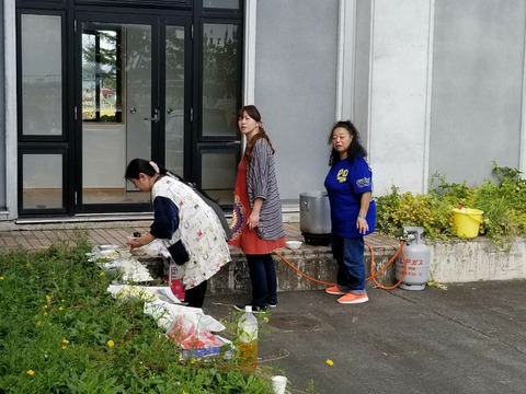 1570280402624-800x600