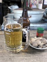 飲みかけホッピーと煮込み
