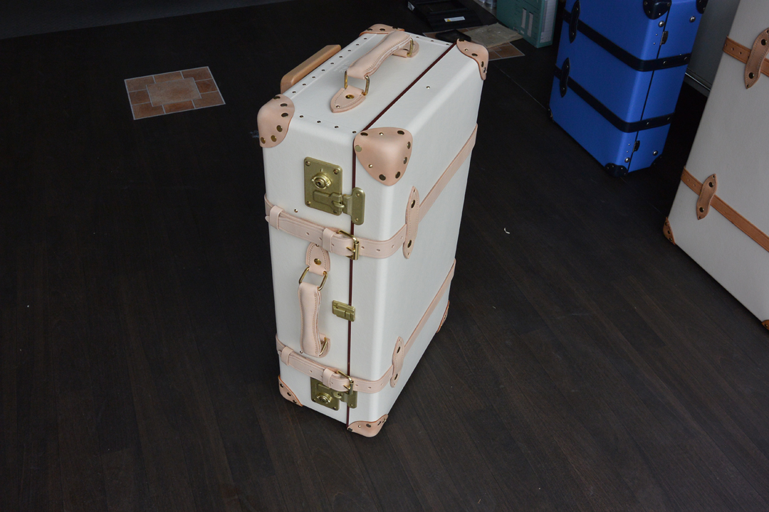 グローブトロッターサファリ26インチトロリーケース購入(Globe-Trotter