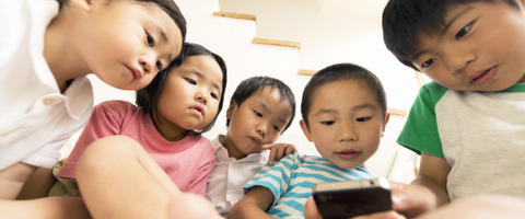 n-CHILD-IPHONE-JAPAN-large570