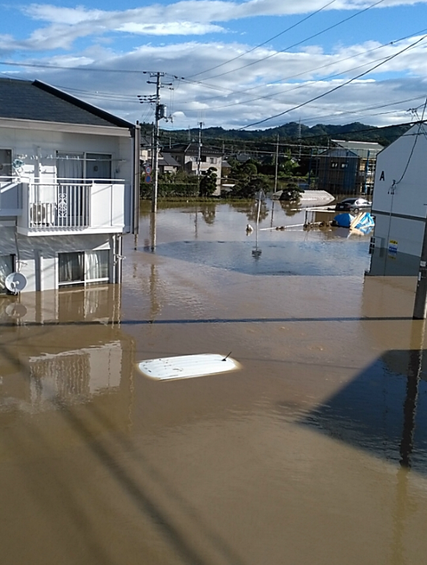 アパート前