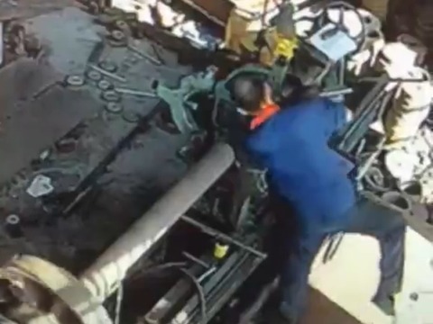 7zbHqO8ey5MzzeL1471403170_1471403185