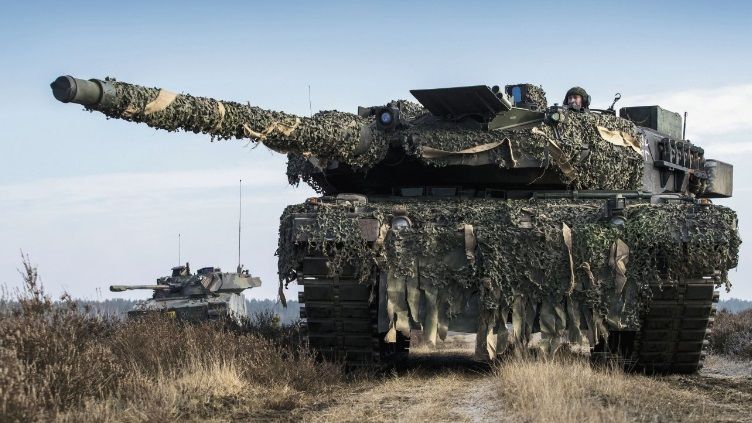 ドイツ オランダ陸軍 レオパルド2a6ma2戦車を受領 An Arms Watcher 世界の軍事情勢と武器貿易