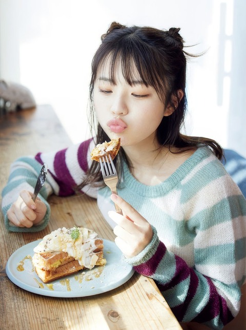 菊地姫奈ちゃん　ハタチのひな (4)