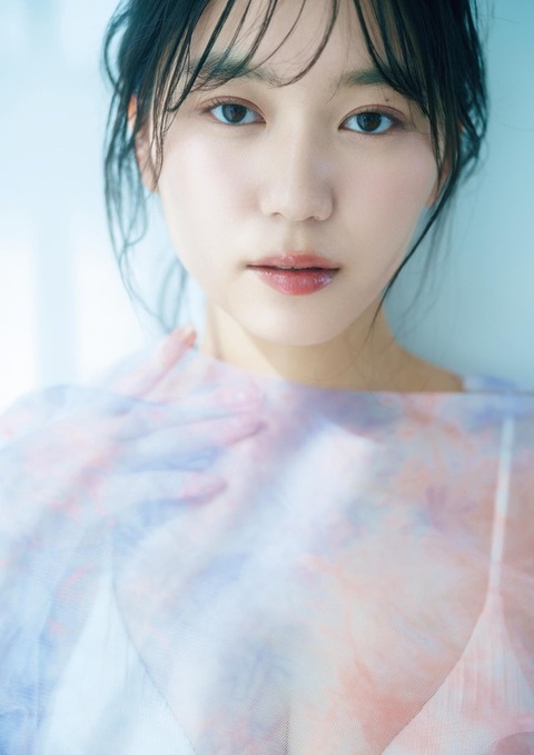 川道さらちゃん　虹色シャワー (12)