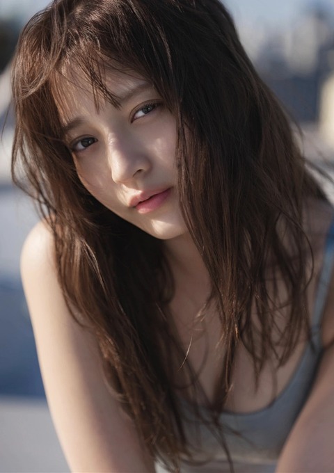 黒嵜菜々子ちゃん　BUBKAデジタル写真集2 (18)