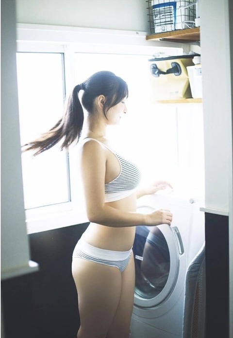 沢美沙樹ちゃん　雨音センチメンタル (5)