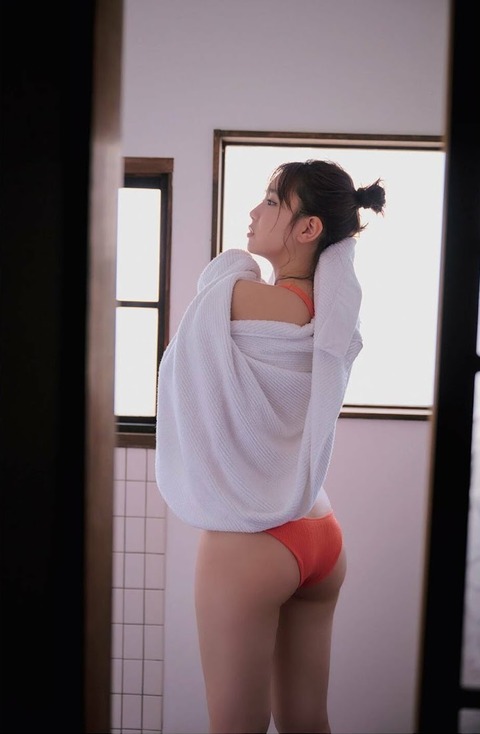 沢口愛華ちゃん　ハイブリッドBODY (7)