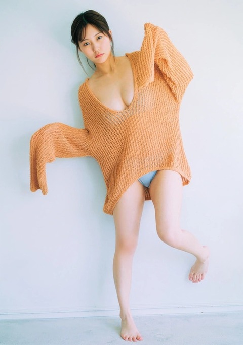 田中美久ちゃん　グラビアSSR級!!! (11)