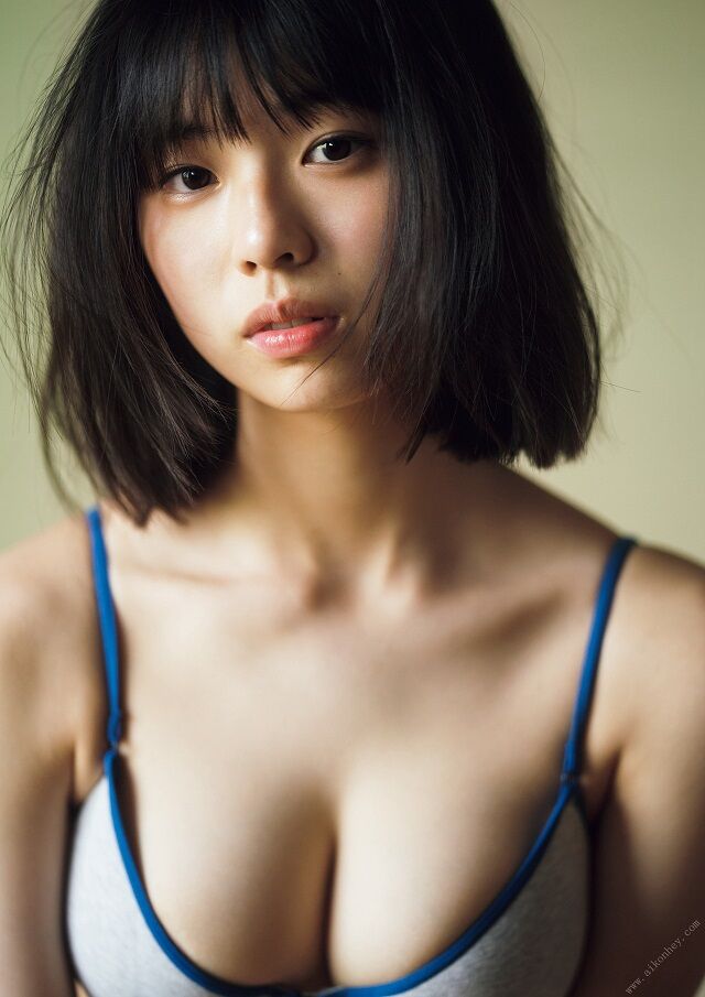 菊地姫奈1st写真集 はばたき