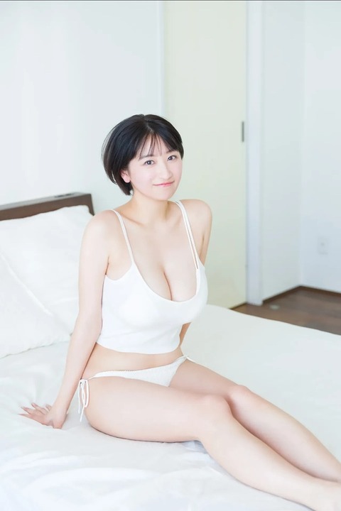 榎原依那ちゃん　ファースト・インパクト (1)