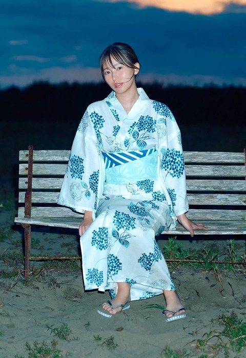 志田音々ちゃん　まなざしの先に (6)