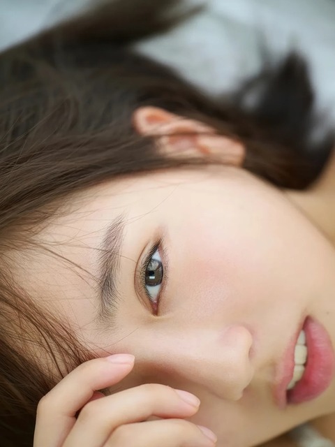 沢口愛華ちゃん　Love, In Full Bloom 愛、咲き誇る２ (2)