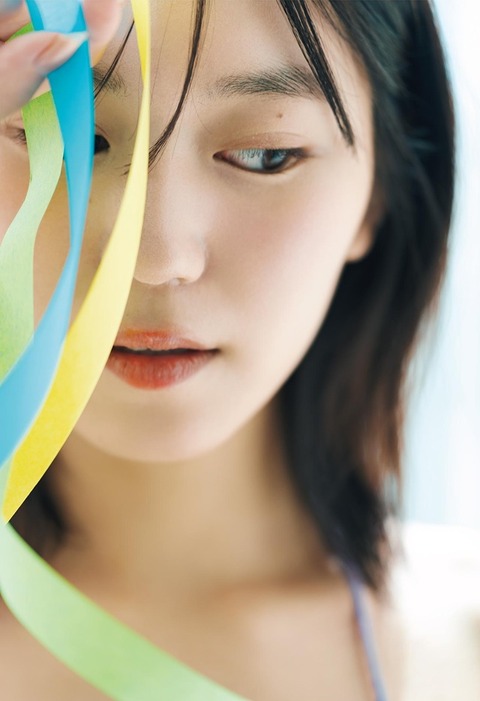 川道さらちゃん　虹色シャワー (10)