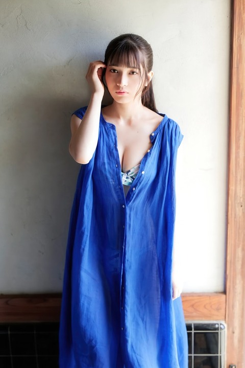 黒嵜菜々子ちゃん　日本一バズってるBIKINI (2)