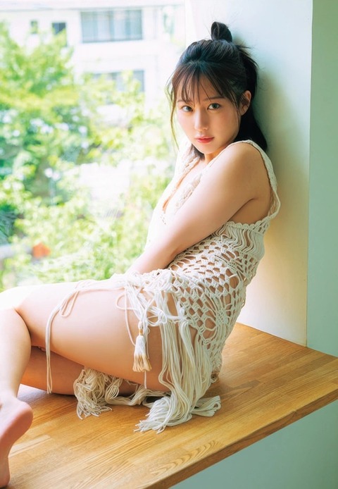 田中美久ちゃん　グラビアSSR級!!! (8)